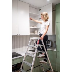 Aluminium-Haushaltsleiter beidseitig begehbar 8 Stufen bis 120 kg