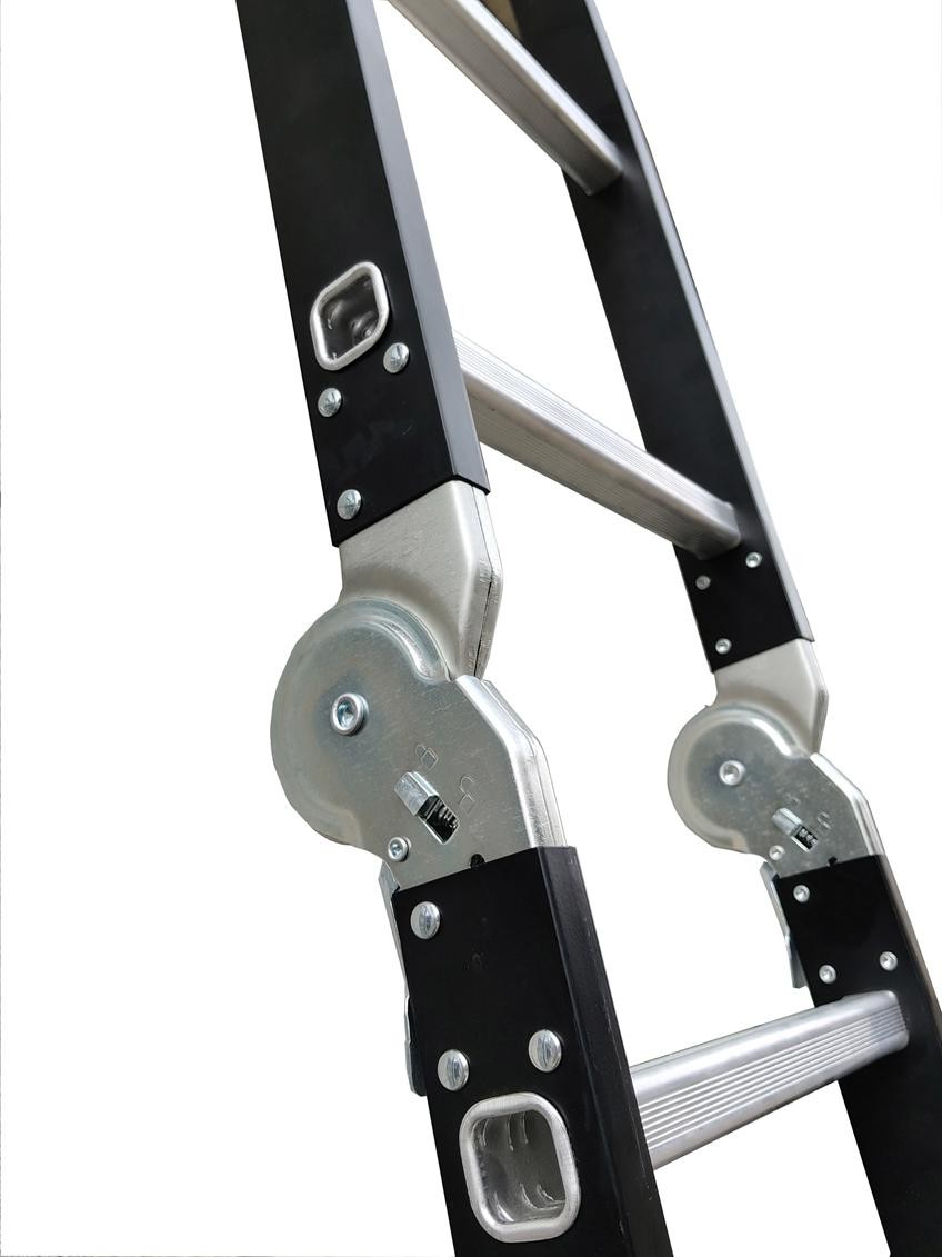 Gelenk mit Verriegelungsmechanismus an der Baulich Gelenkleiter 4x4